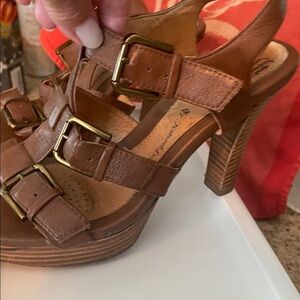 Sofft Tan Leather Buckle Heels